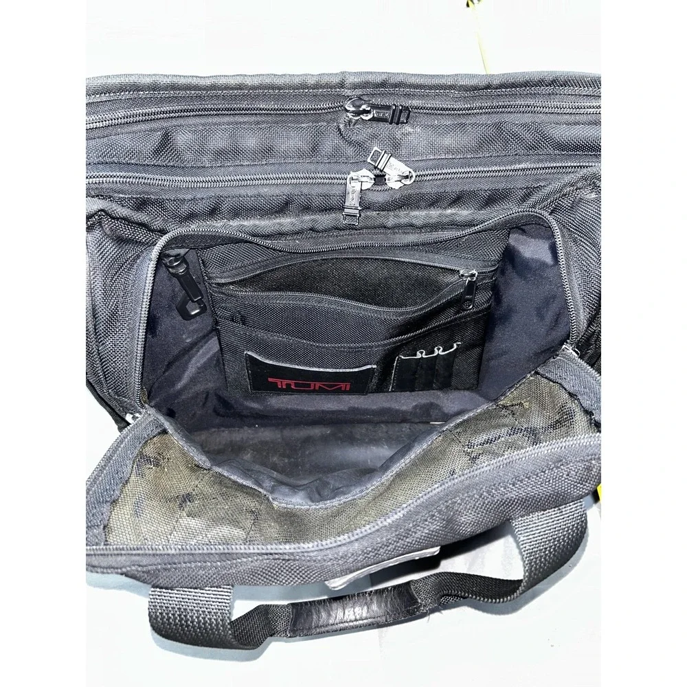 Tumi brand style
