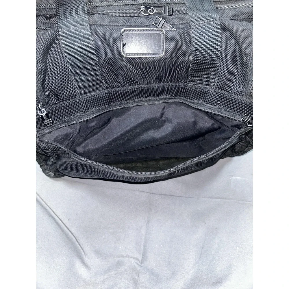 Tumi brand style