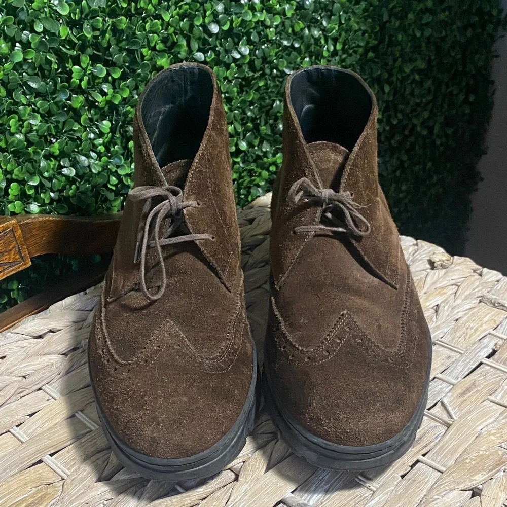 Salvatore Ferragamo Men's Brown Suede Lace-Up Oxford