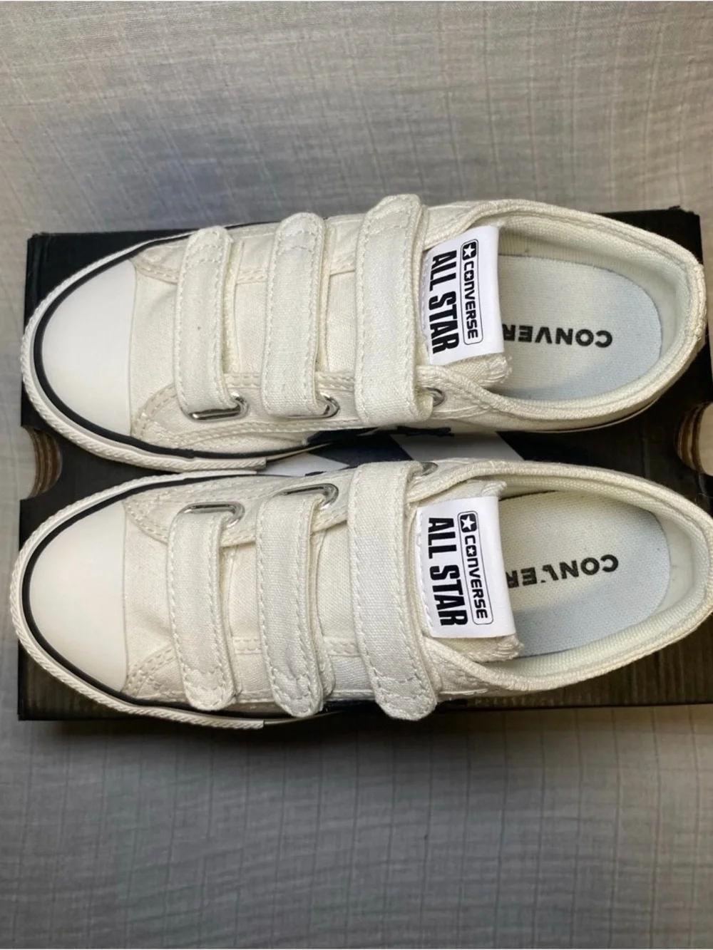 Converse brand new