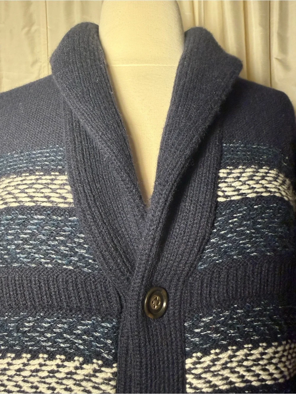 Banana Republic shawl collar