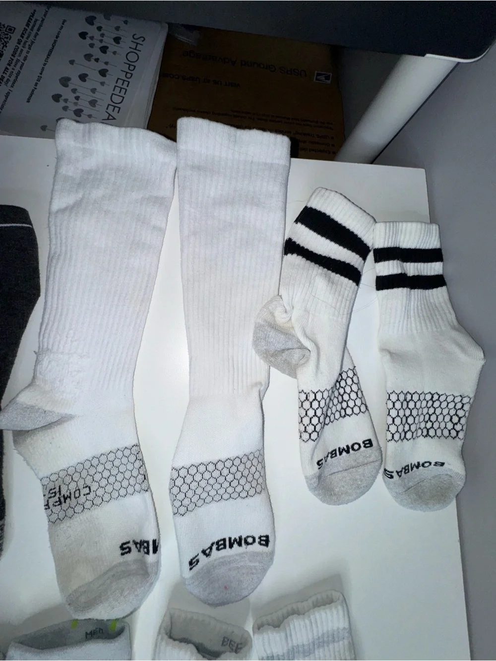 Bombas stock up