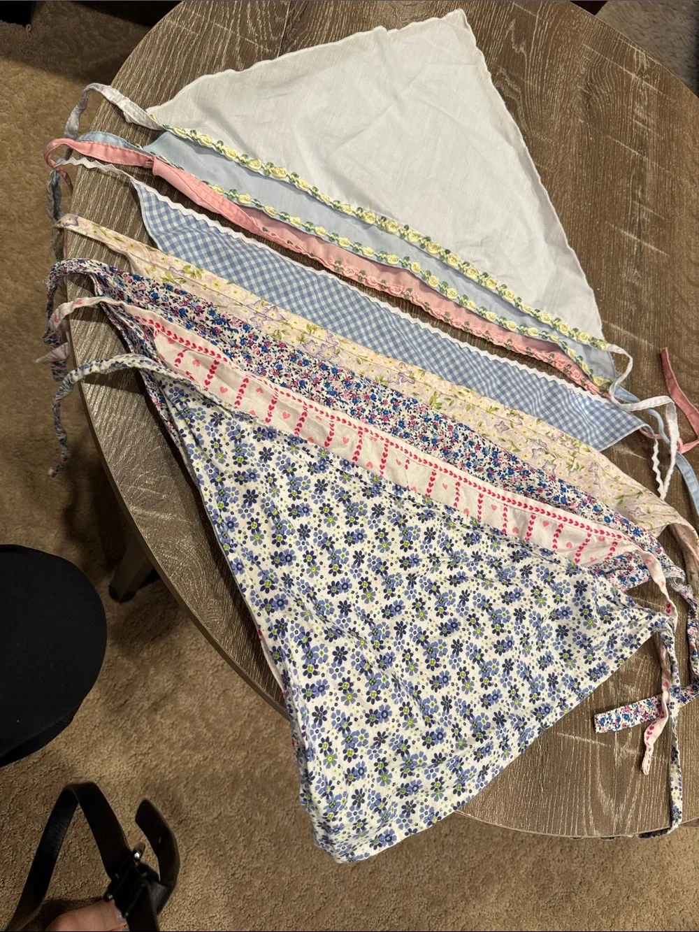 Assorted head kerchiefs