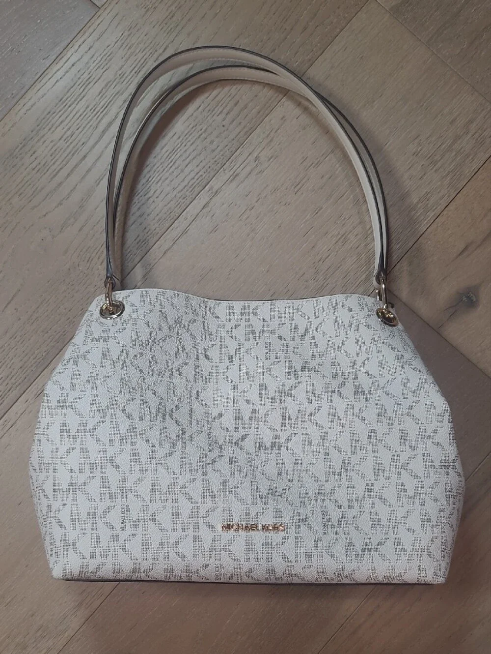 Michael Kors euc michael