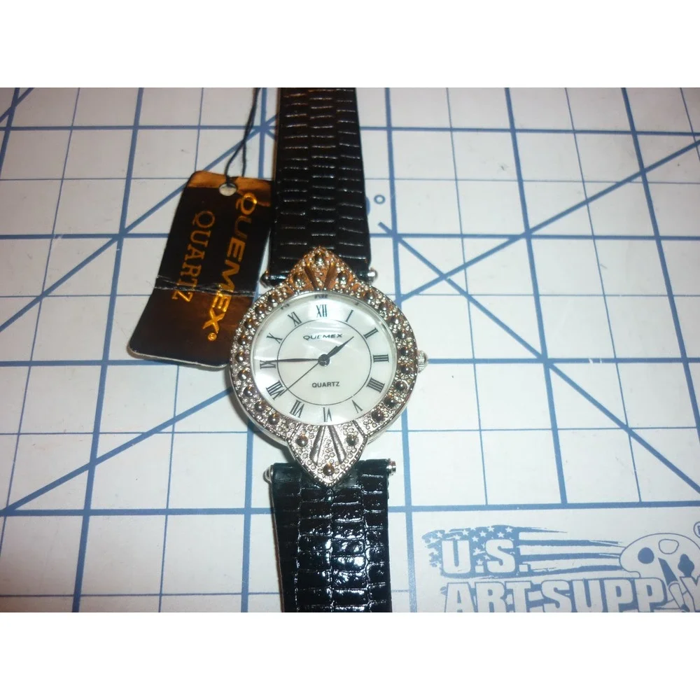 Quemex quartz wristwatch