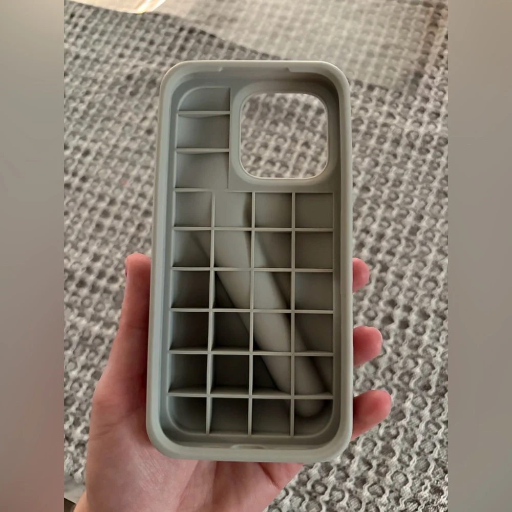 RHODE soft silicone