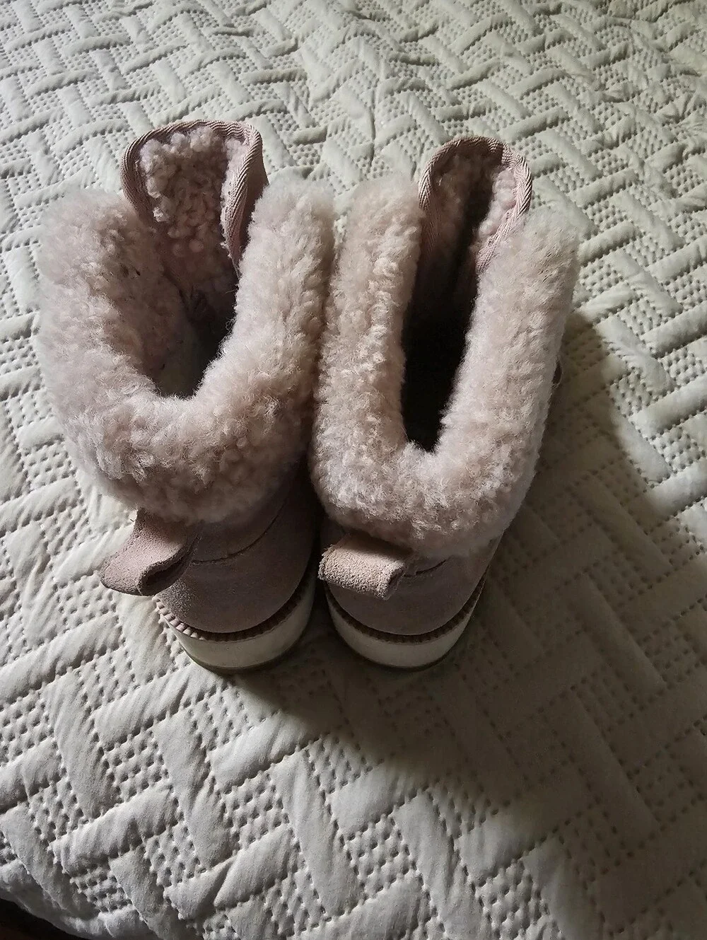 UGG SN 1105312 Birch Women's Cozy Blush Faux-Shearling Lace-Up Winter Boot