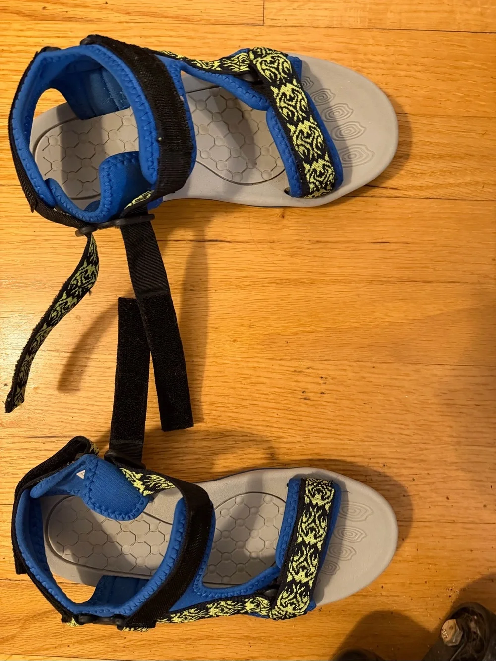 Dream Pairs lightweight big