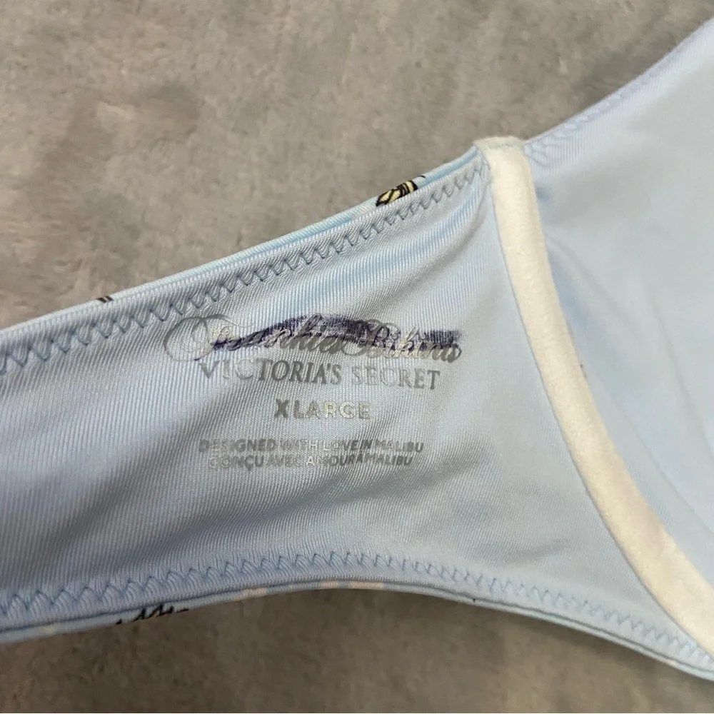 Frankies Bikinis new without