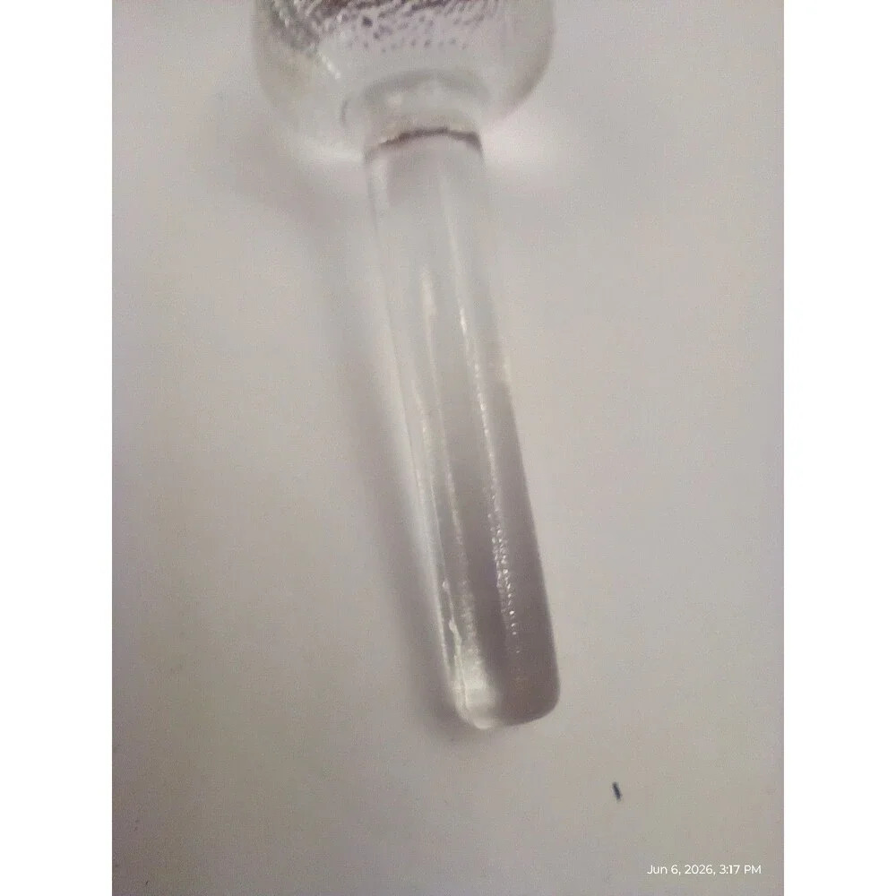 Unbranded clear glass