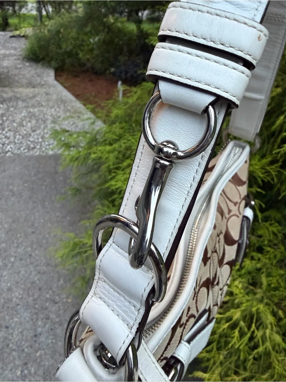 Coach classic shoulder