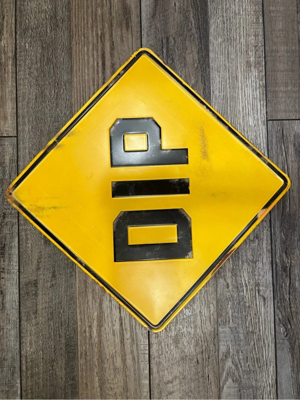 N/A bold yellow
