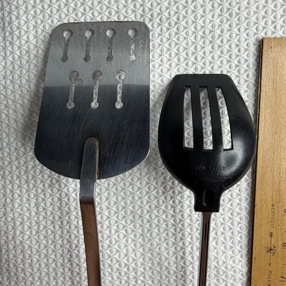 Ekco cookware construction kitsch