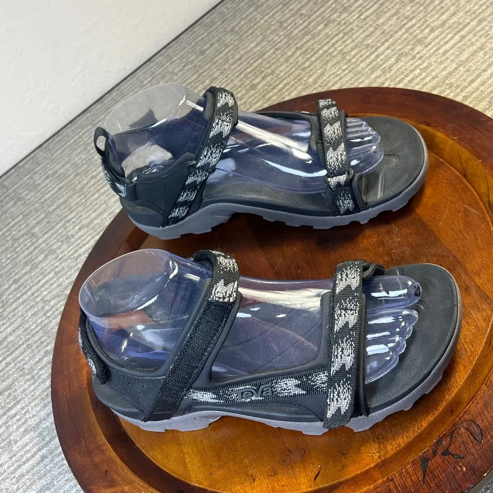 Teva sport cushioned plastic