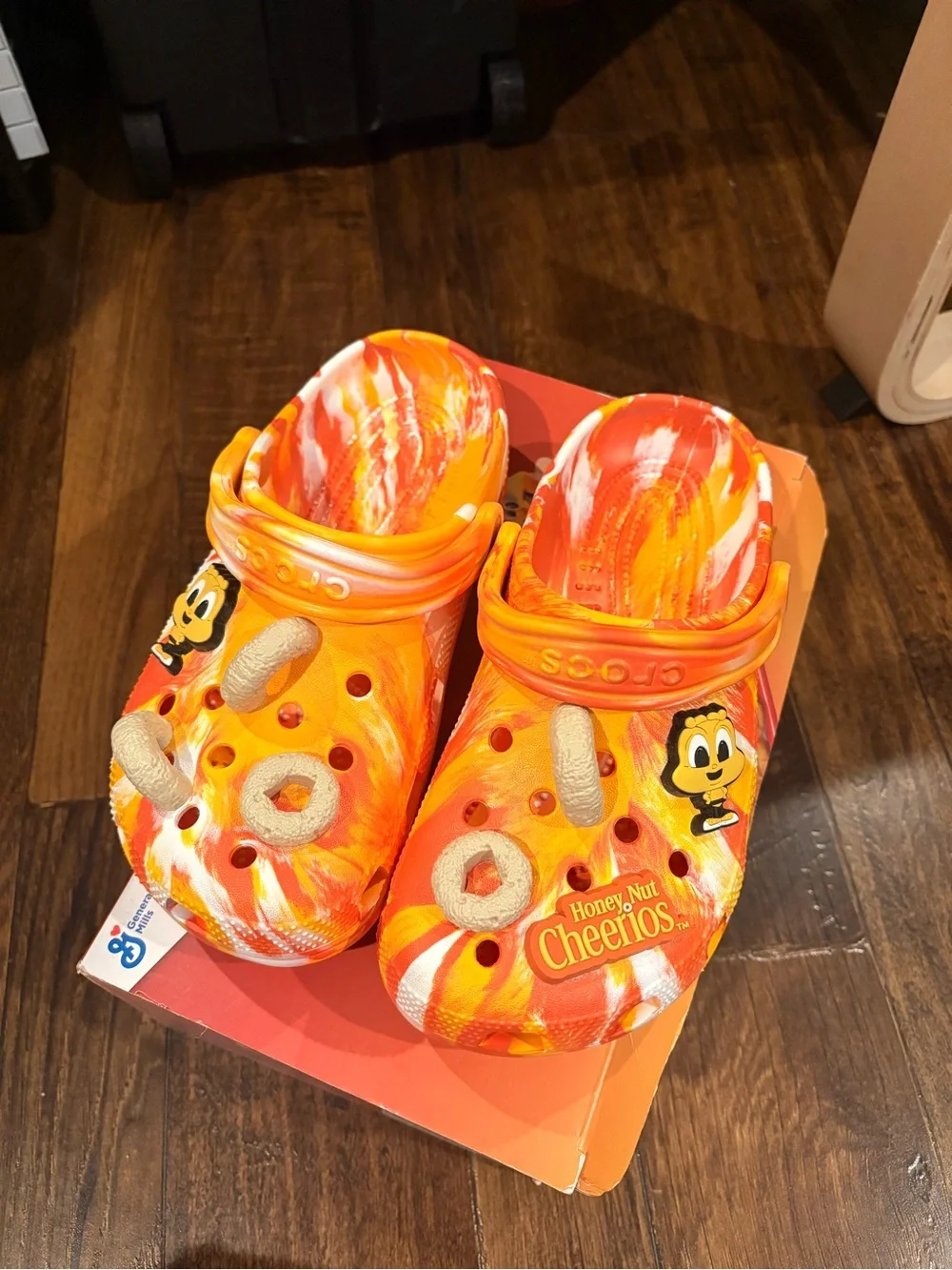 CROCS bright orange