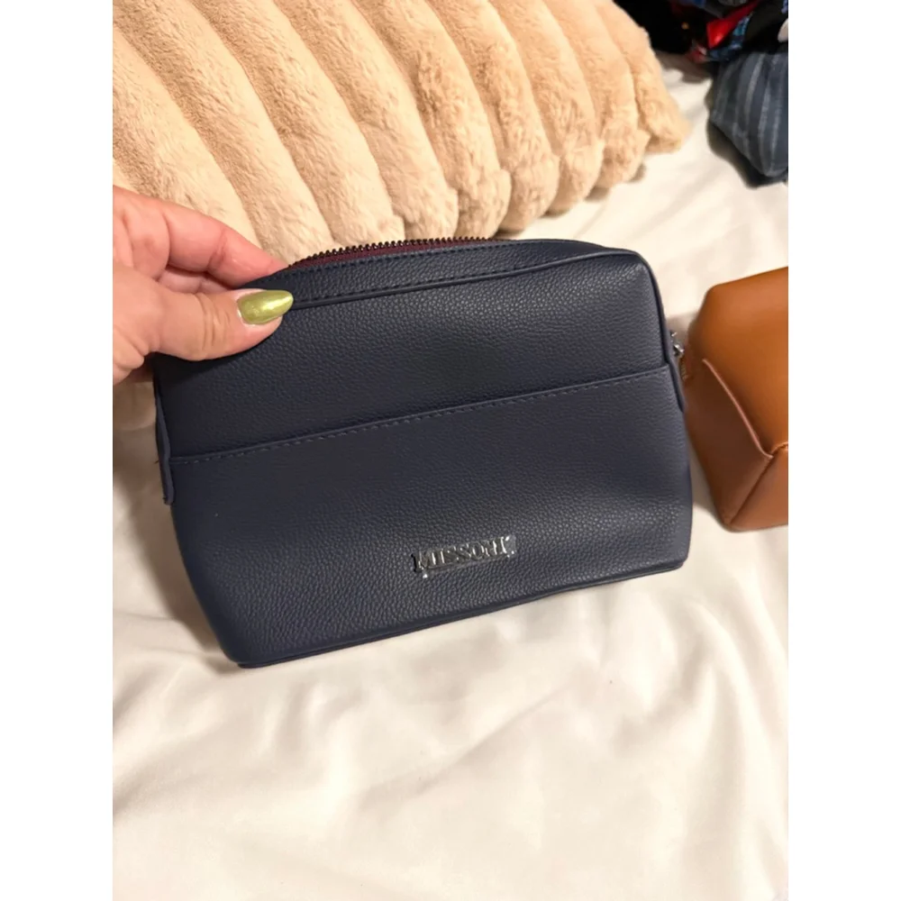 NWOT Missoni Pouch/Wristlet Interior Multicolored Chevron Pattern,Navy Blue