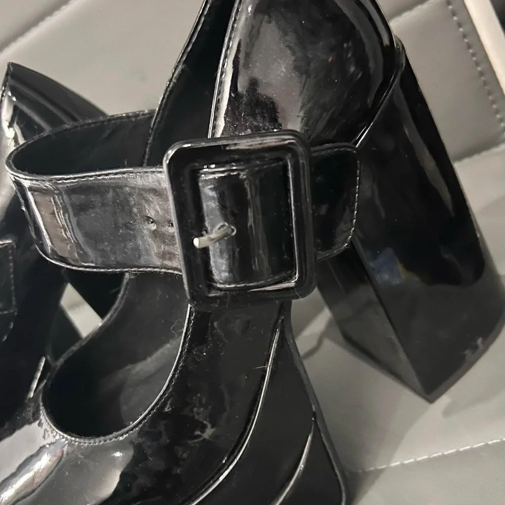 Steve Madden elevate your