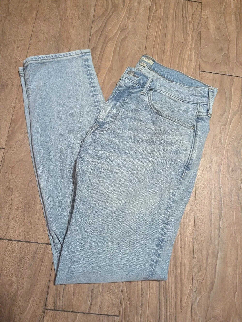 J. Crew 484 Light Denim