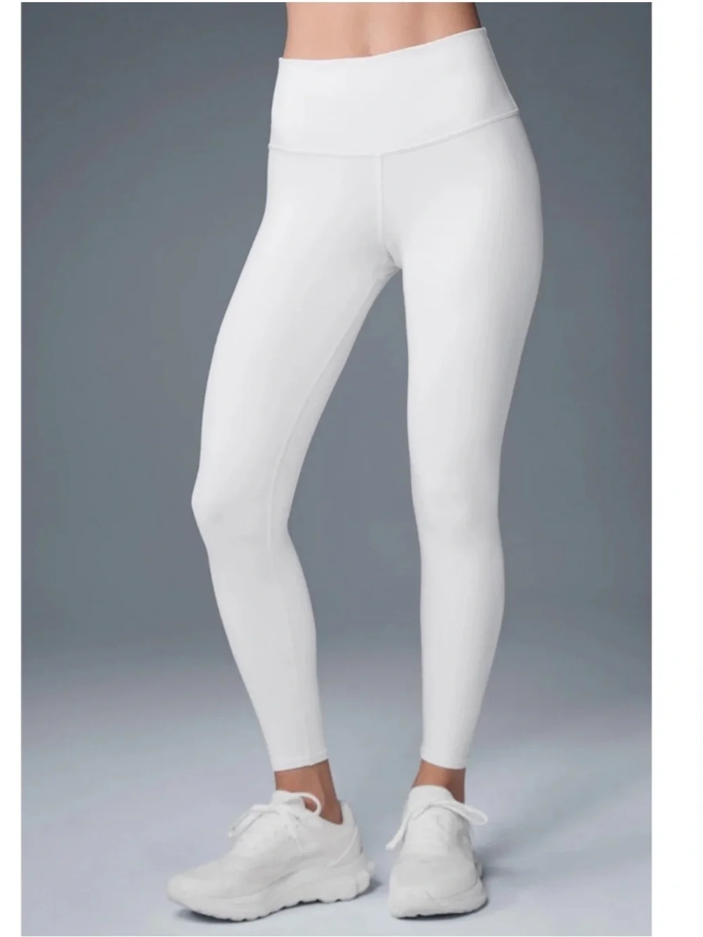 ALO Yoga 75% polyester