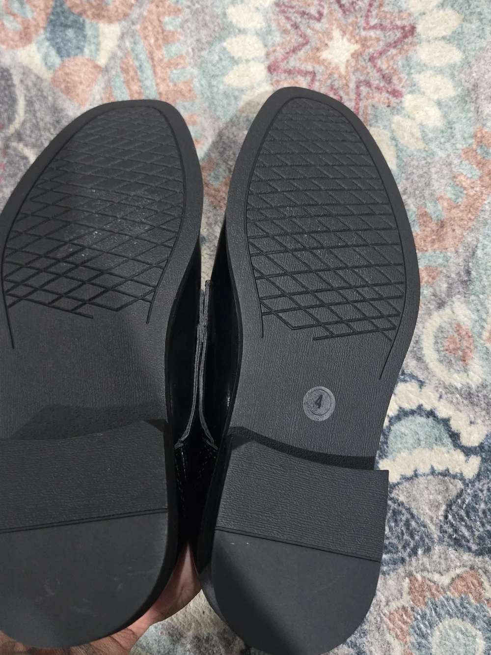 Rockport sleek black