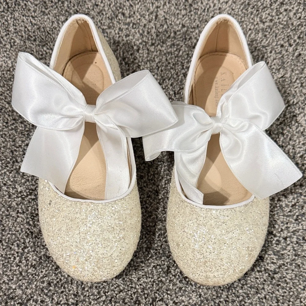 Girls Glitter Bow Ballet Flats - White/Champagne