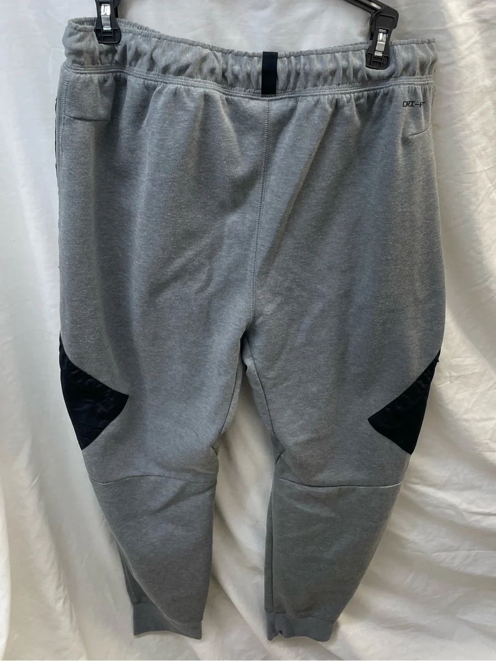 Jordan men’s grey