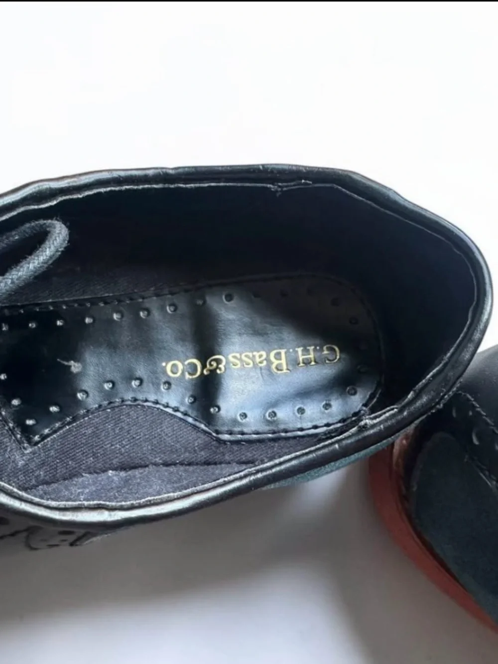 G.H. Bass & Co. classic women
