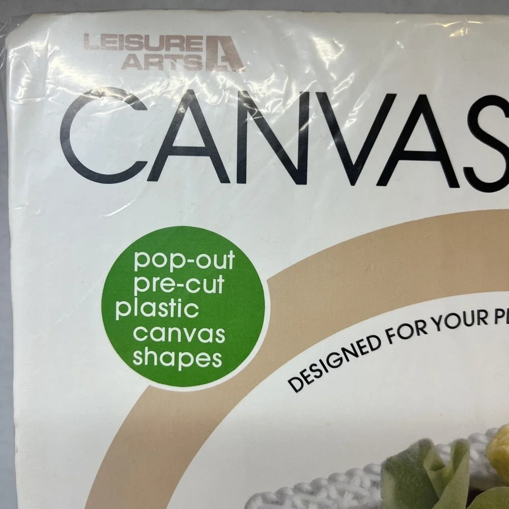 Vtg Leisure Arts Canvas Capers Plastic Canvas Kit Rose Tissue Box Cover #309