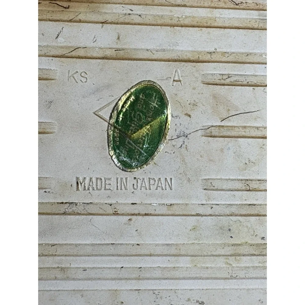 The Unbranded Brand vintage japan