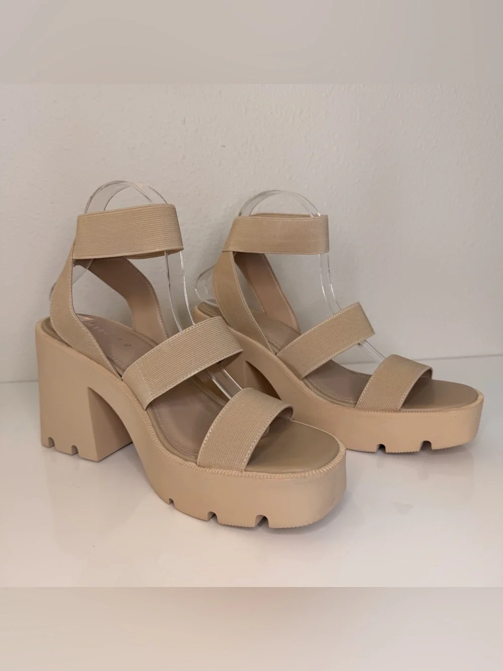 Madden Girl Neutral Beige Platform Chunk Heel Sandals
