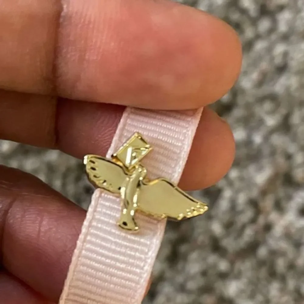 Tory Burch never logo or