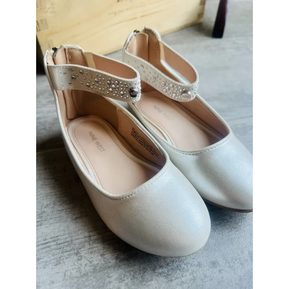 Nine West tagline any ship