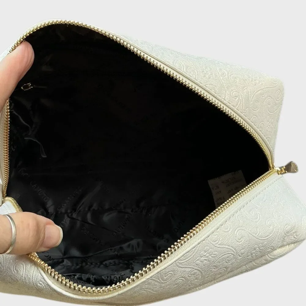Vince Camuto or clutch friendly