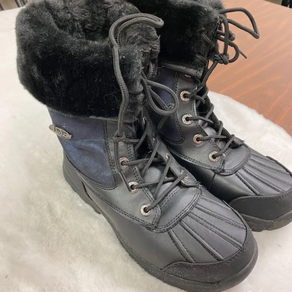 Lugz Womens Tambora Water Resistant Flat‎ Heel Winter Boots, size 8.5