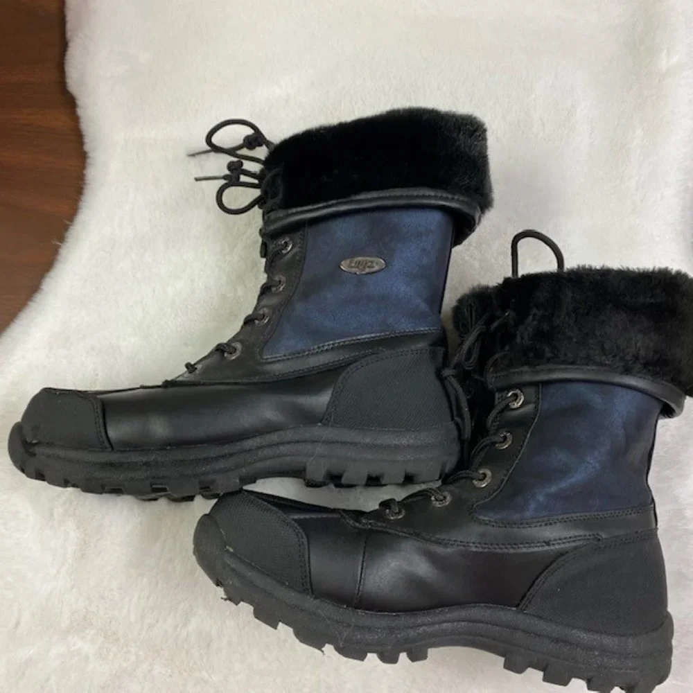 Lugz lace up