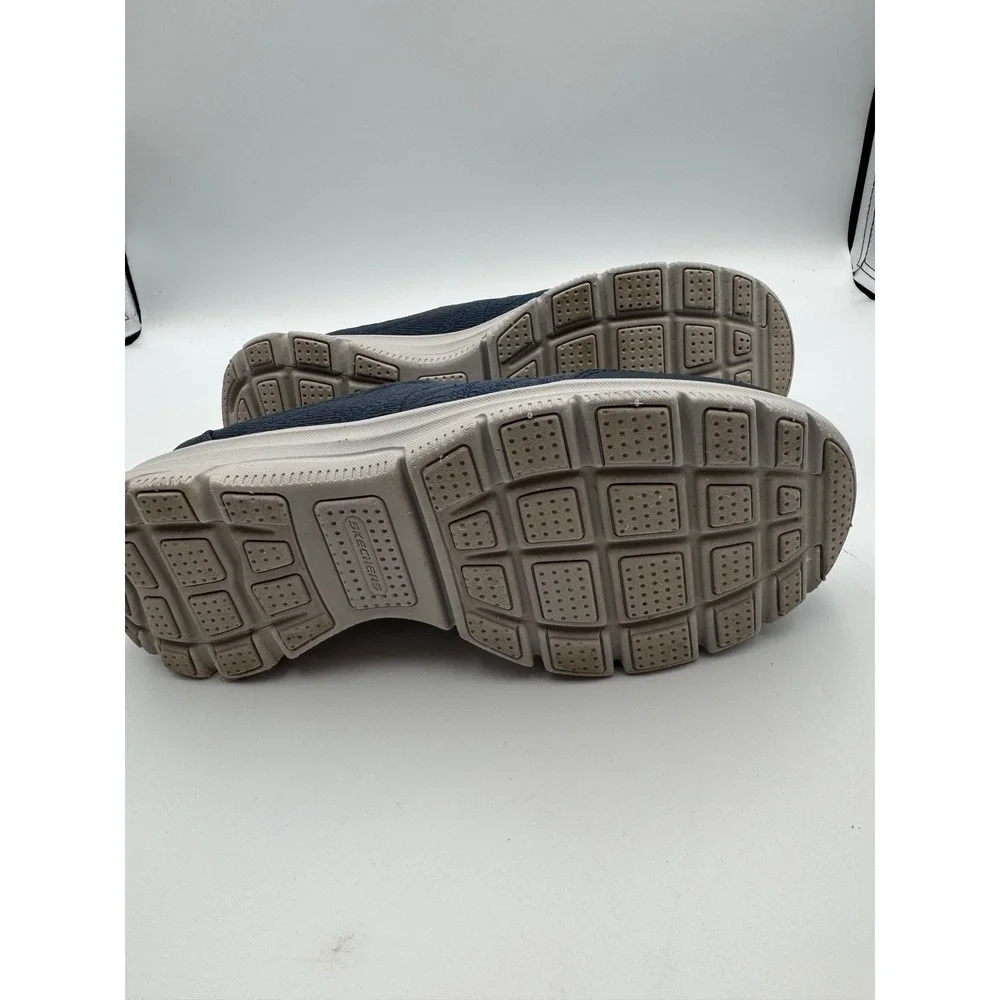 Skechers relaxed fit