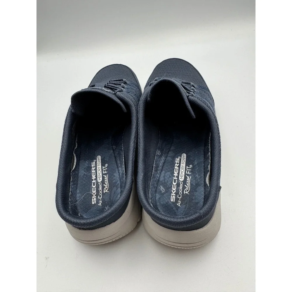 Skechers relaxed fit