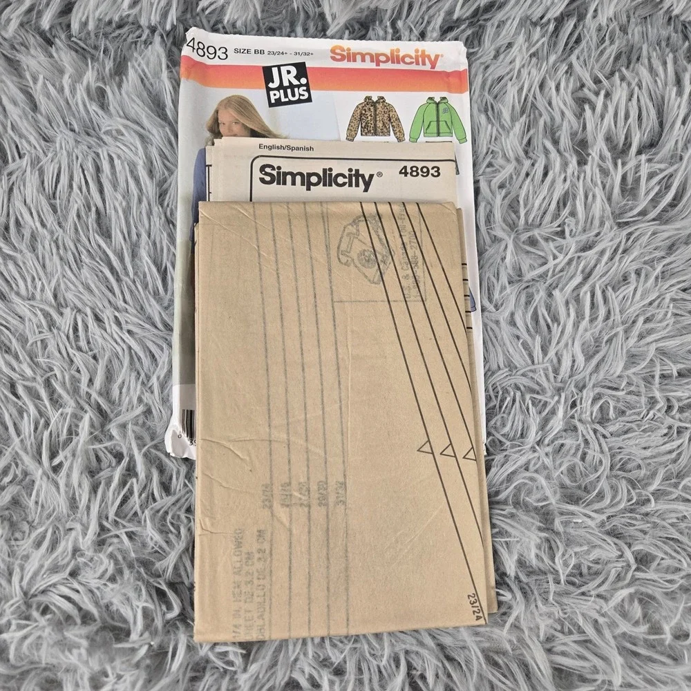 Simplicity craft wardrobe