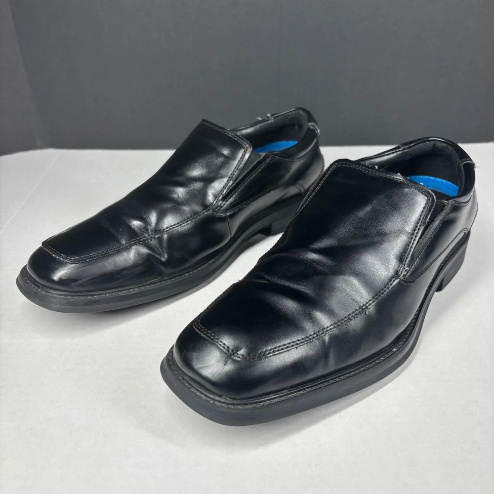 Dockers black slip