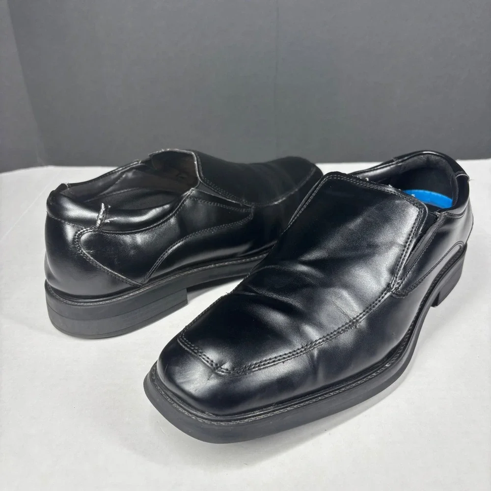 Dockers black slip