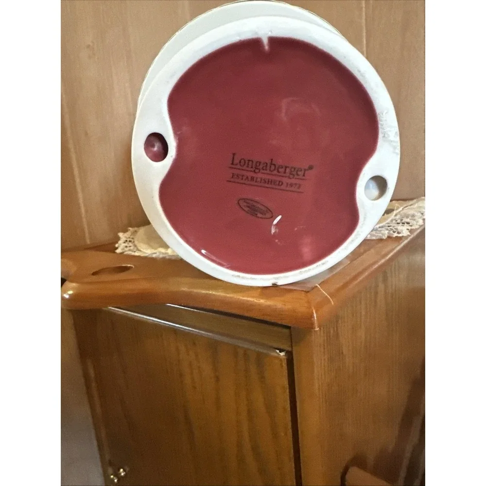 white metal‎ lace-edged Display stand with a Red Longaberger Base