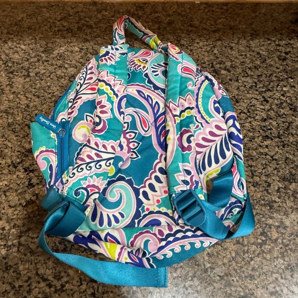 Vera Bradley height 13
