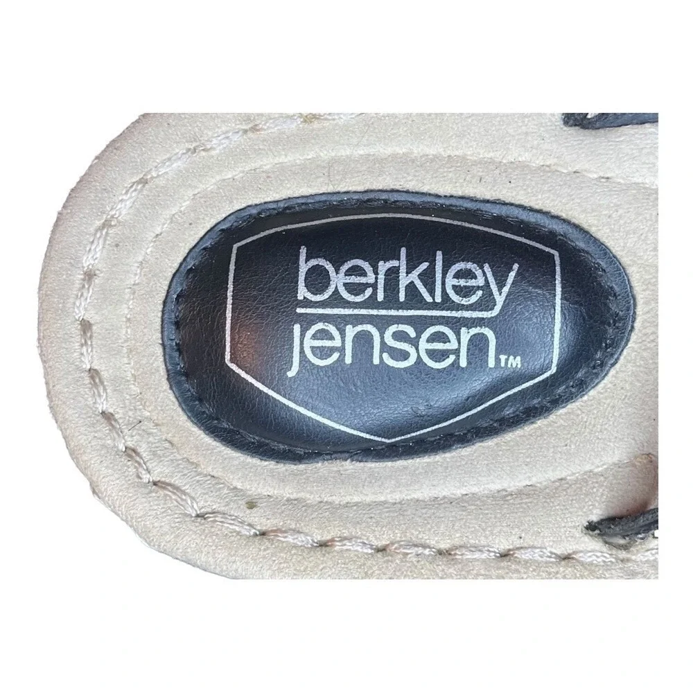 Berkley Jensen Womens Black Laser Cut‎ Rhinestone Wedge Thong Sandals Size 9.5