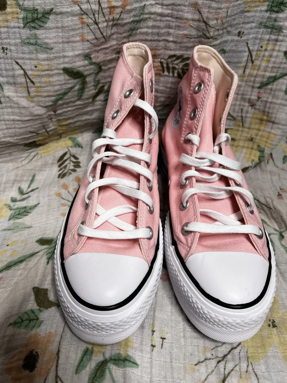 Converse platform pale