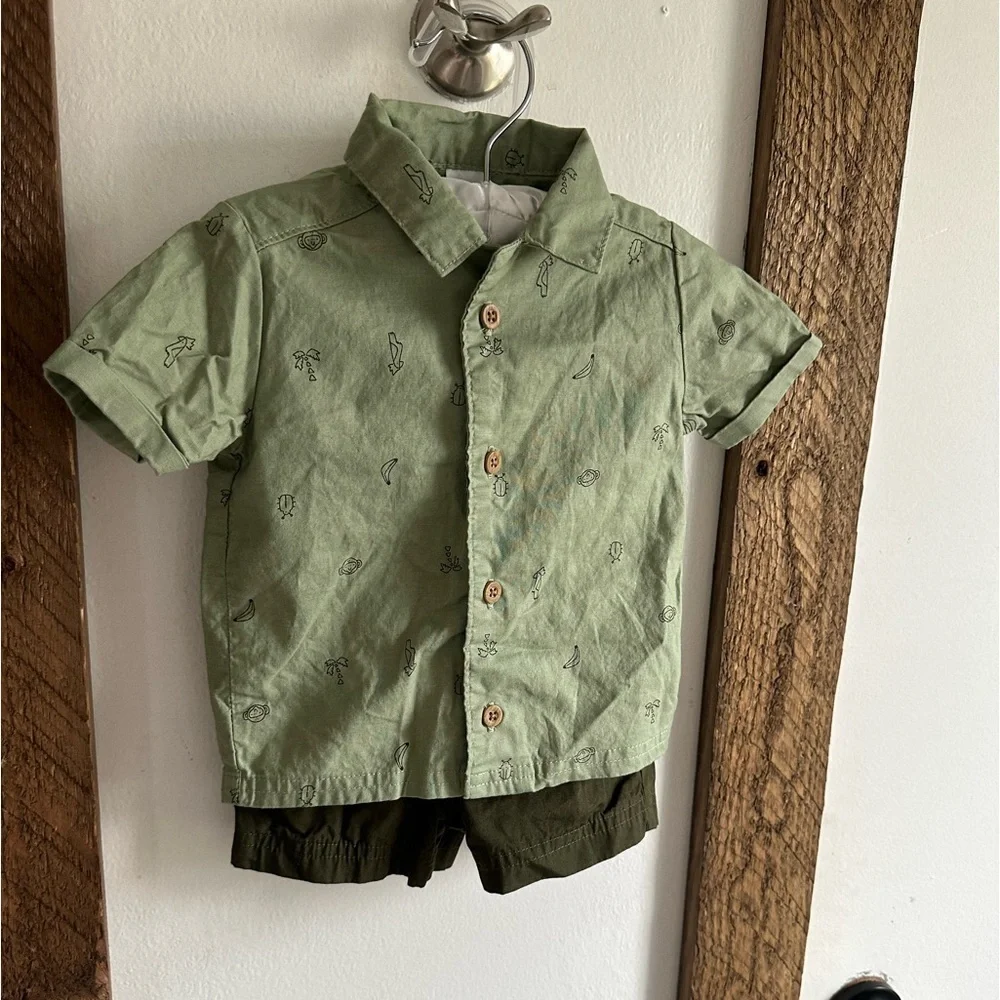 Carter’s Button Up & Shorts Set 9 Month Baby Boy  Euc  Bin 16
