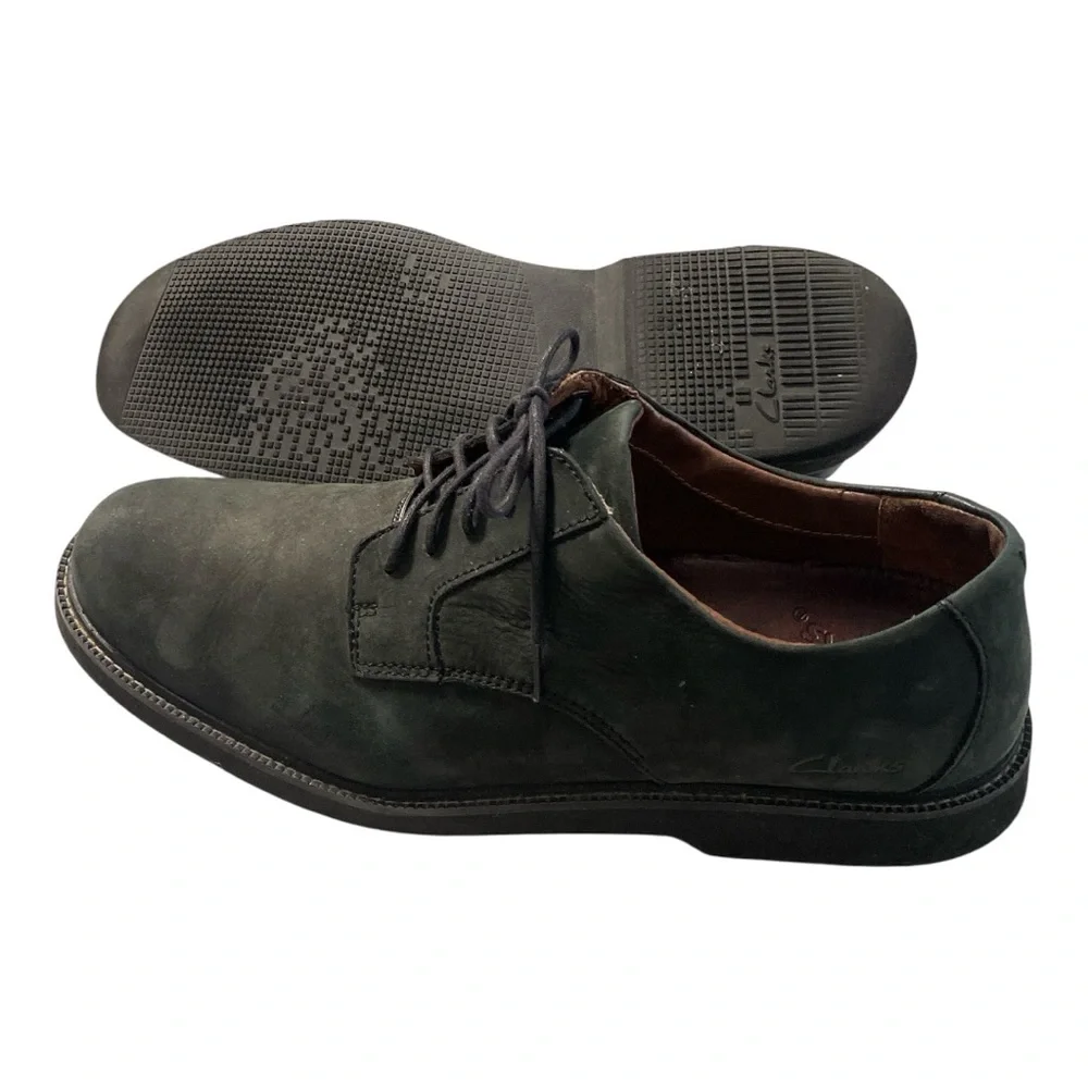 N/A clarks oxfords