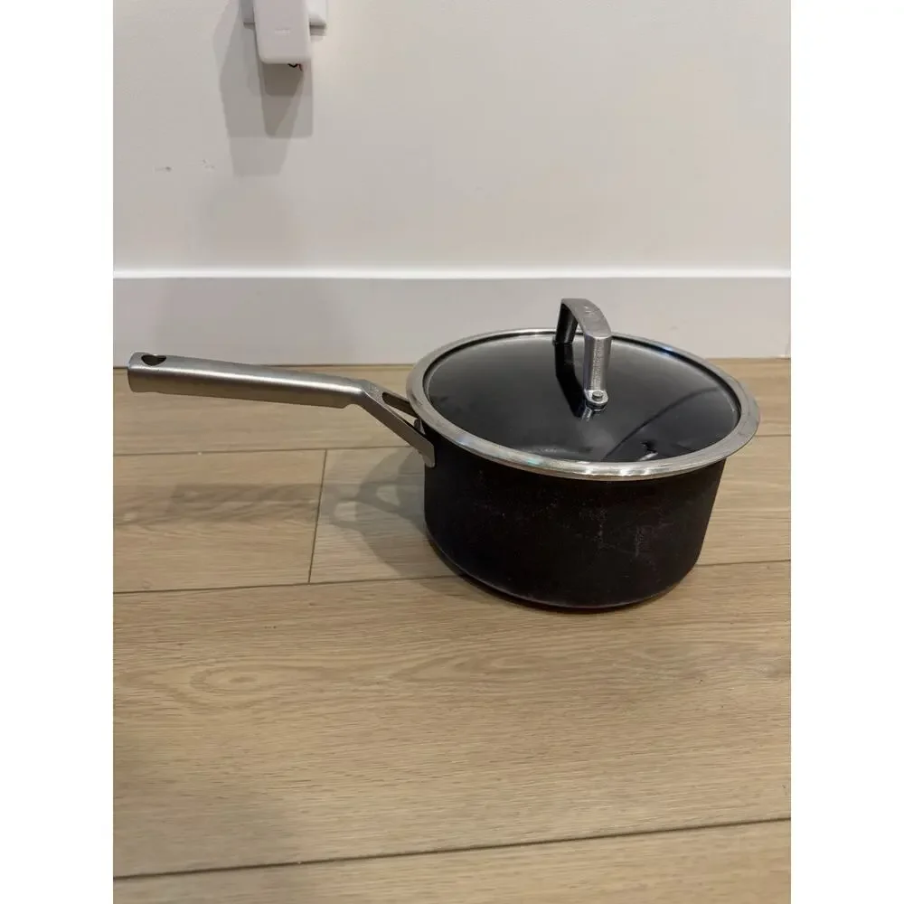 Ninja NeverStick Premium Hard-Anodized 3.5 Quart Saucepan with Glass Lid - Black
