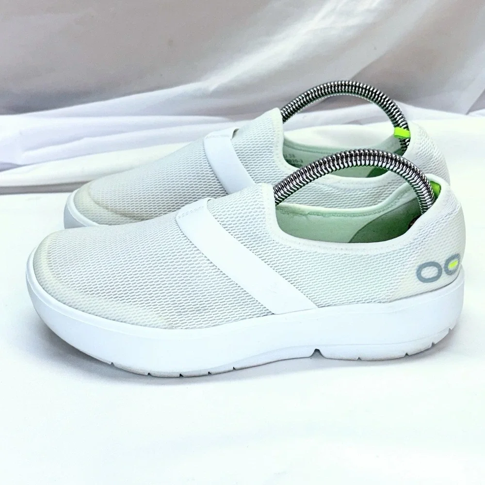 OOFOS preowned great