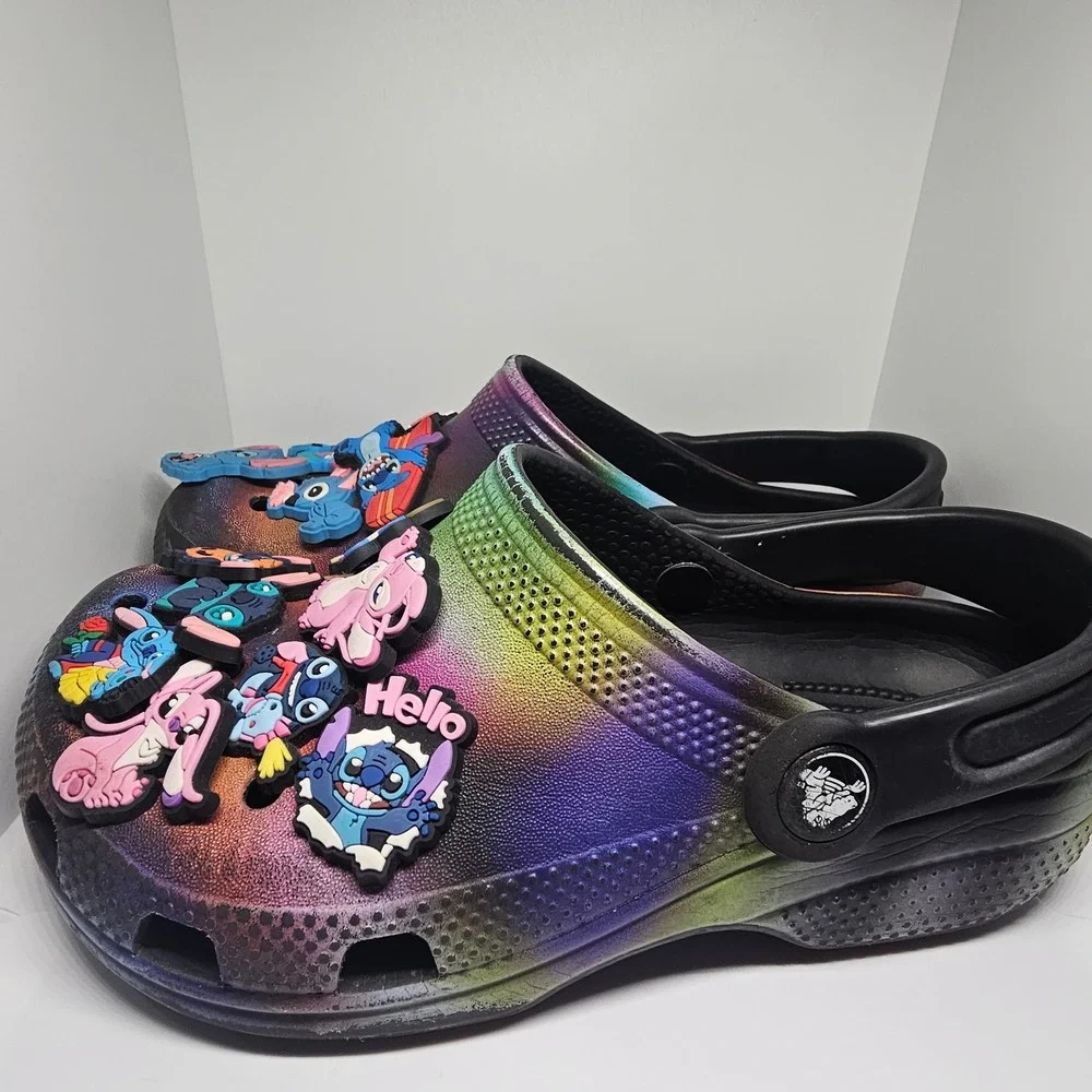Kids Crocs Tie Dye Rainbow Stitch Character‎ Jibbitz Clogs Size J1