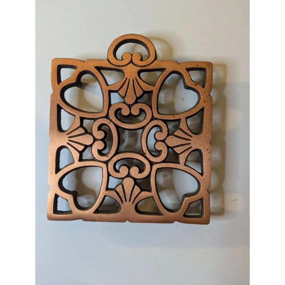 Pampered Chef 6x7 2008 Round up from the heart kitchen‎ trivet Cast metal ?